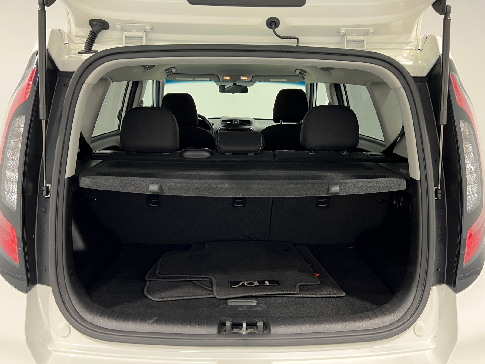 Thumbnail: 2017 Kia Soul - 7