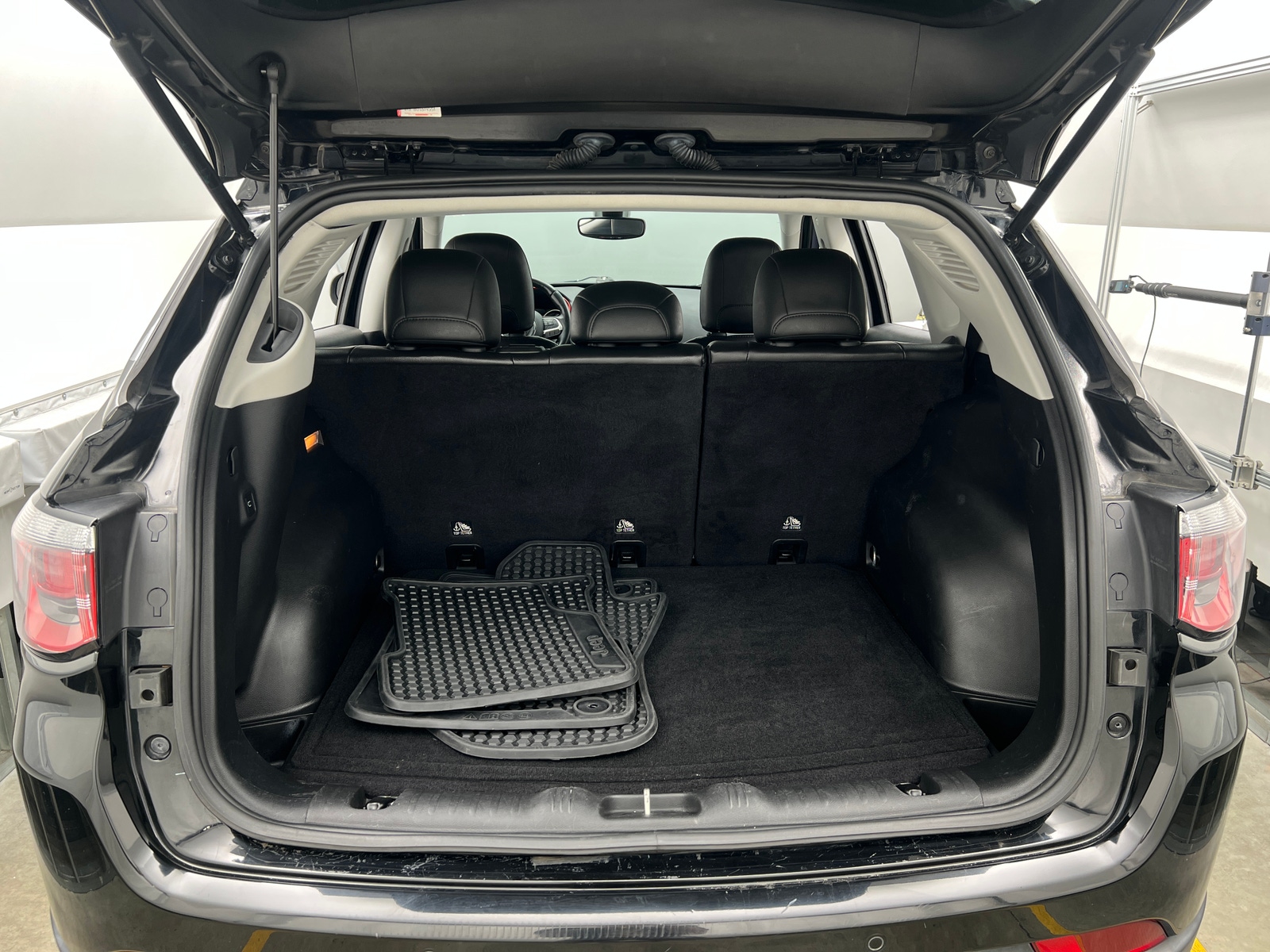 Thumbnail: 2020 Jeep Compass - 7