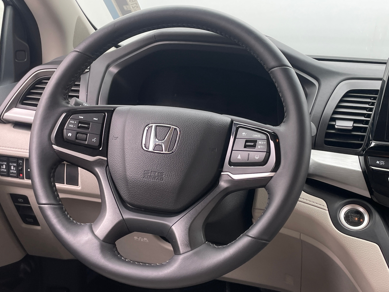 Thumbnail: 2025 Honda Odyssey - 4