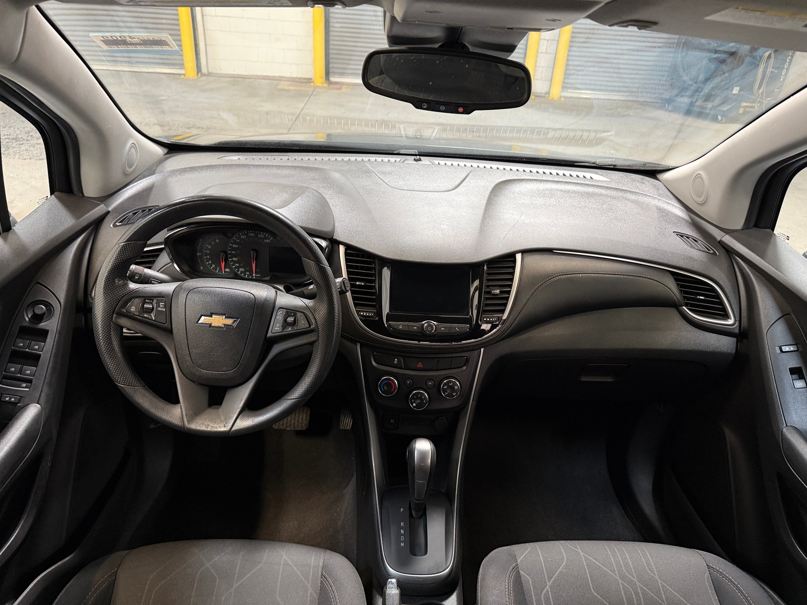 Thumbnail: 2018 Chevrolet Trax - 3