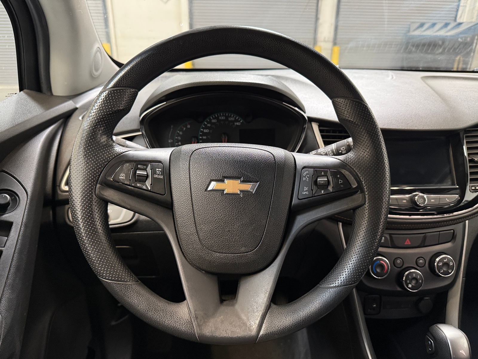 Thumbnail: 2018 Chevrolet Trax - 5