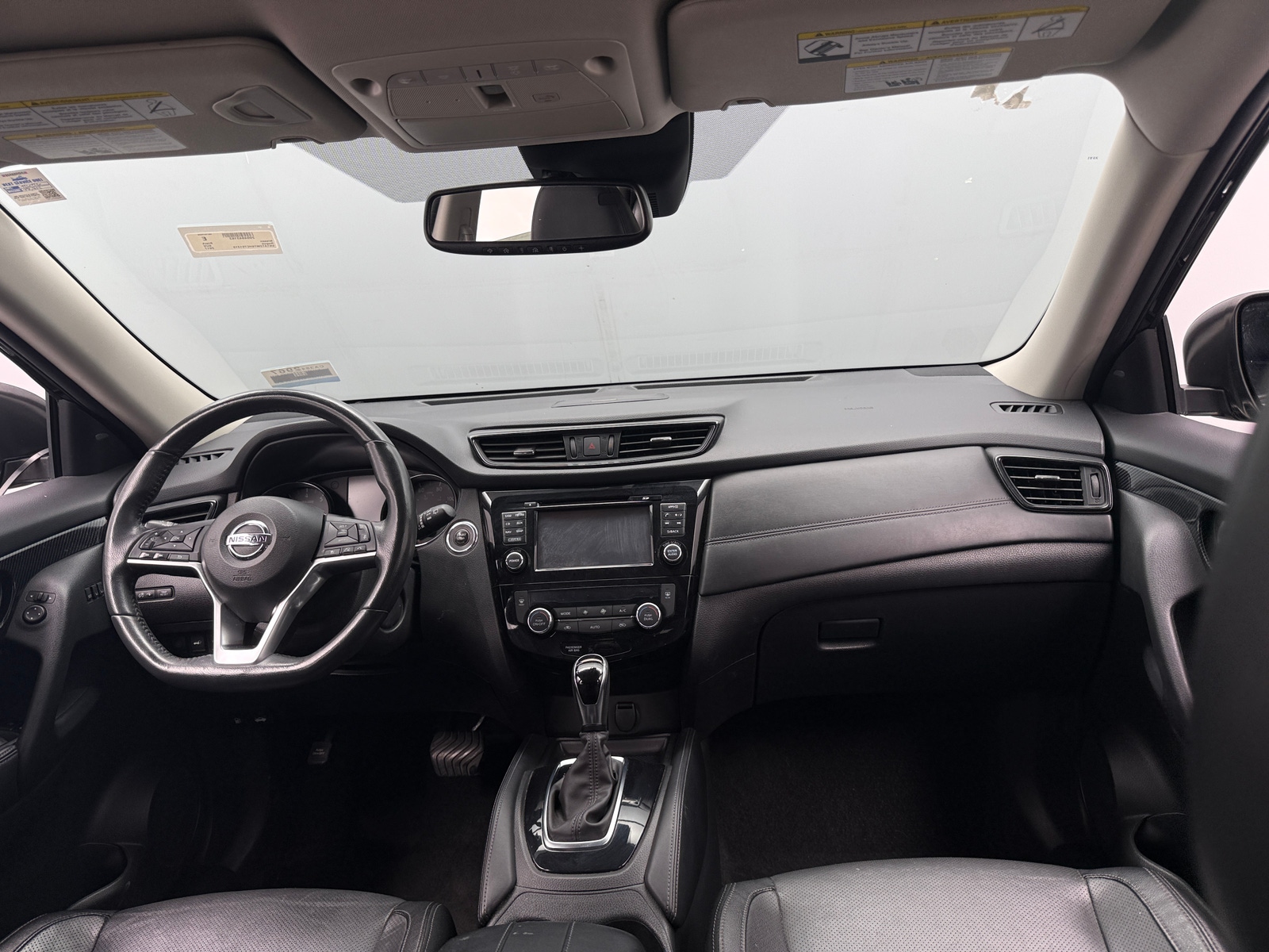 Thumbnail: 2017 Nissan Rogue - 2