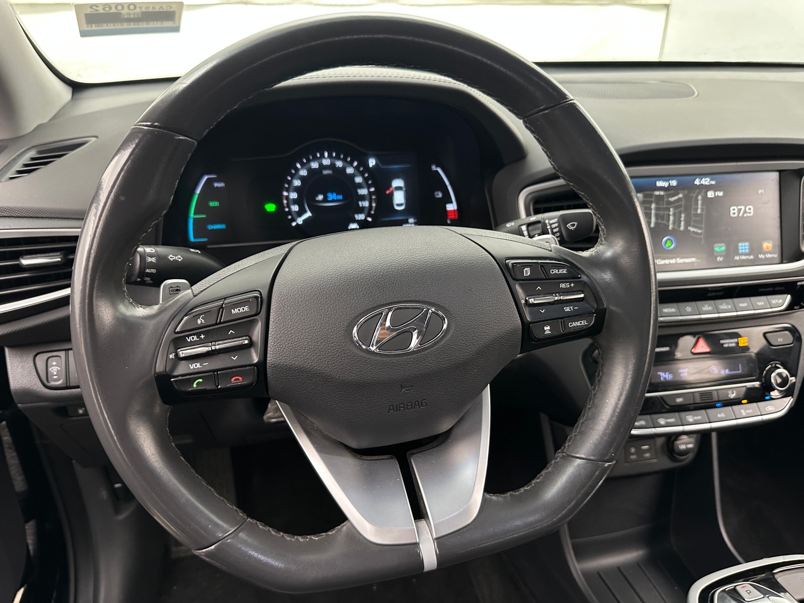 Thumbnail: 2019 Hyundai Ioniq - 4