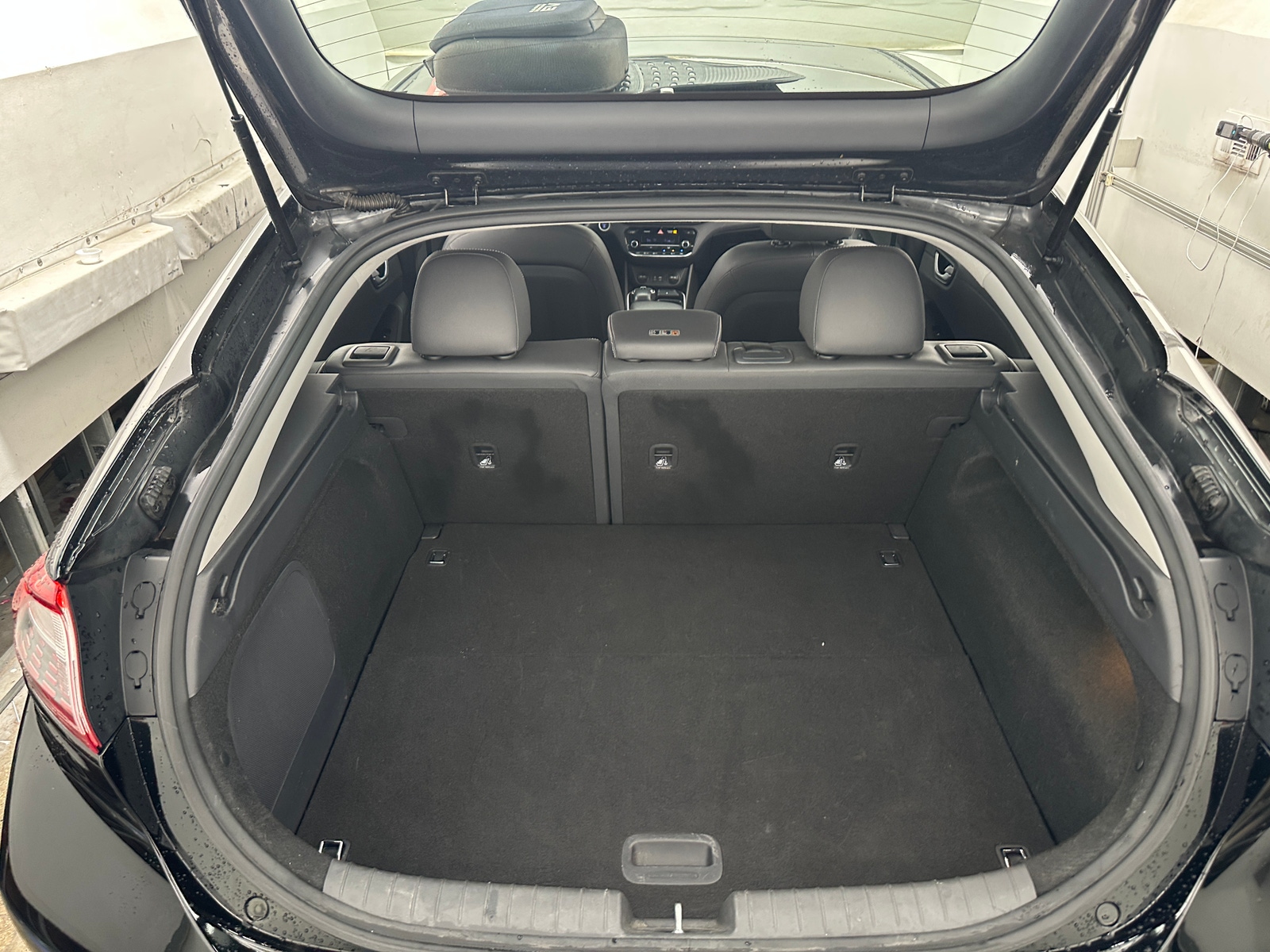 Thumbnail: 2019 Hyundai Ioniq - 6