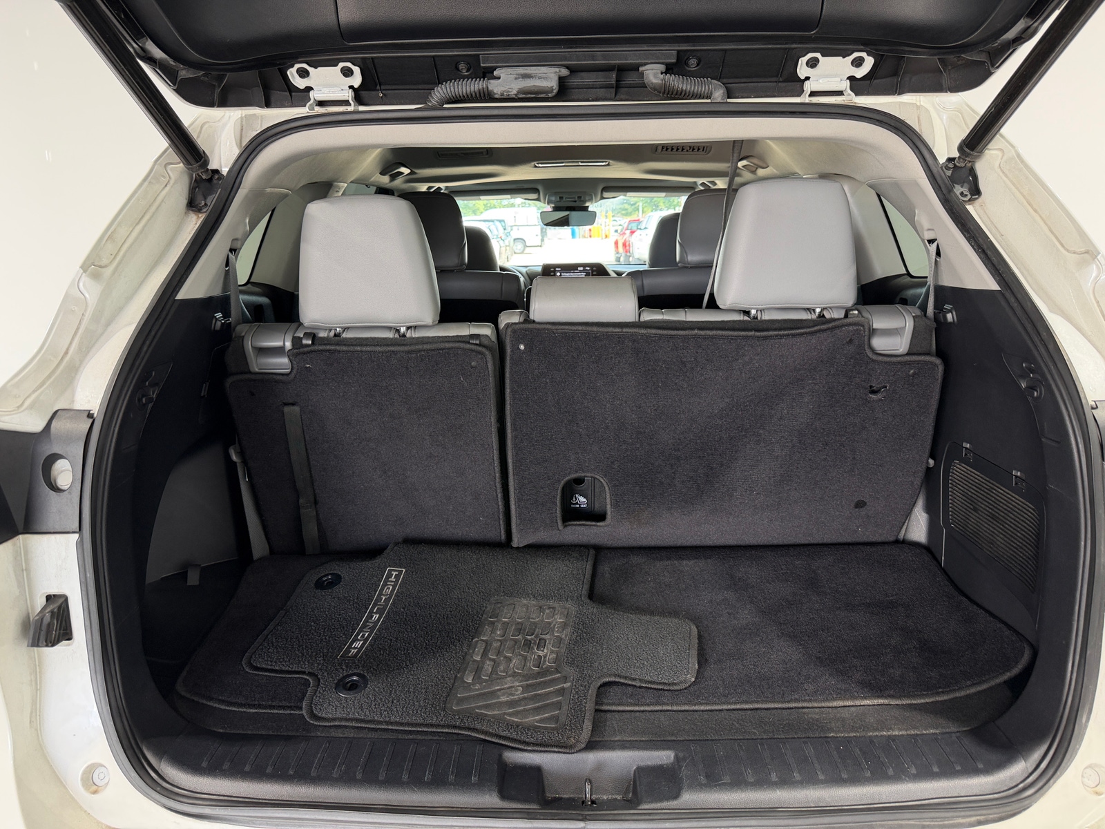 Thumbnail: 2021 Toyota Highlander - 6