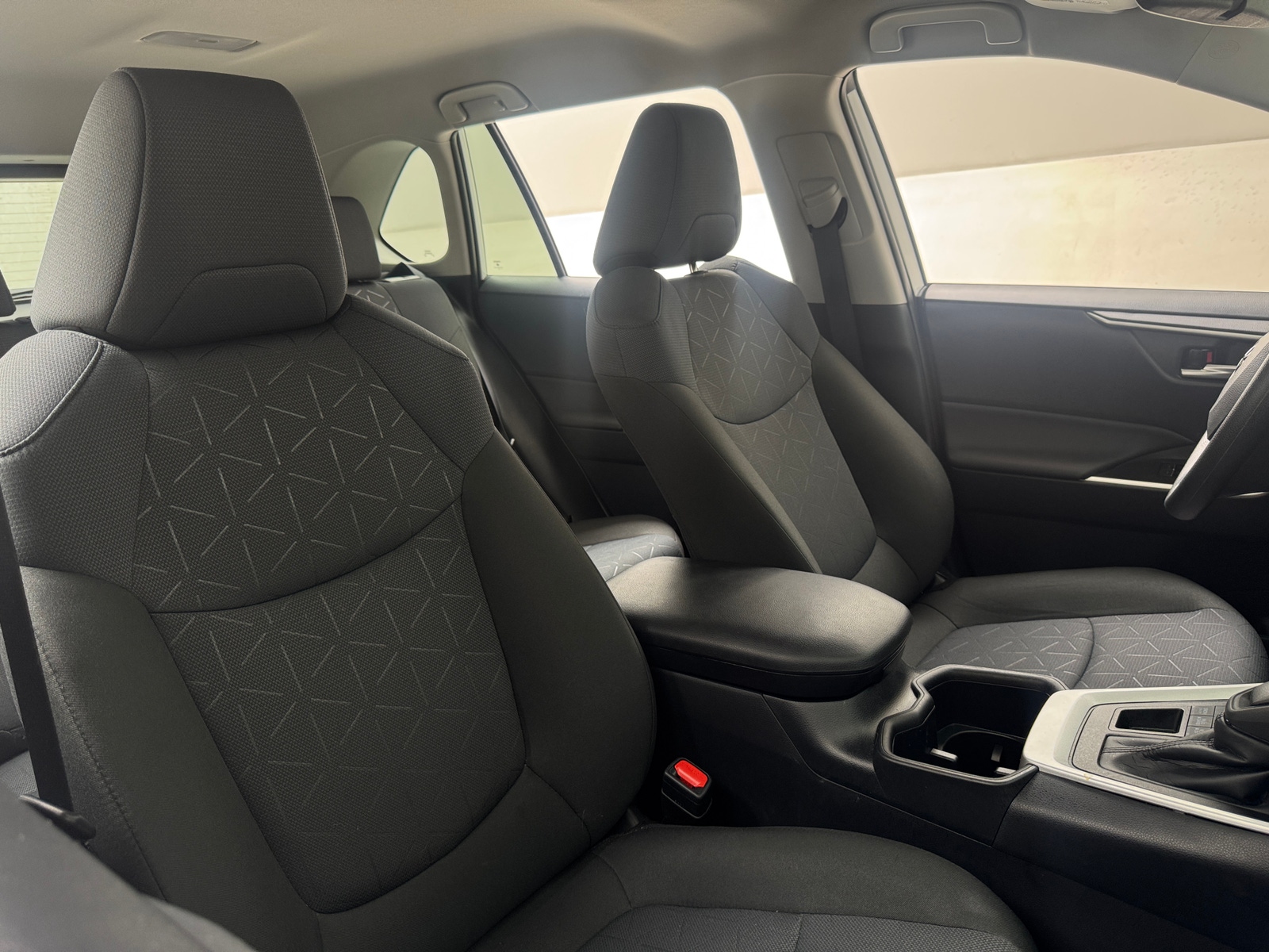 Thumbnail: 2025 Toyota RAV4 - 2