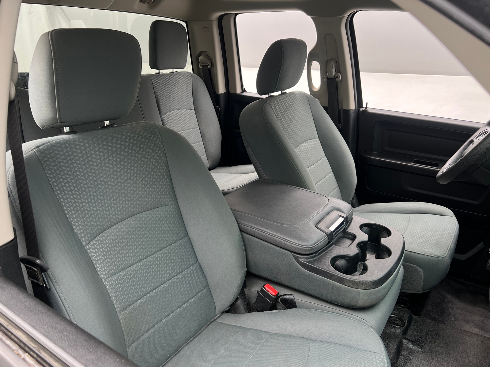 Thumbnail: 2019 RAM 1500 Classic - 2