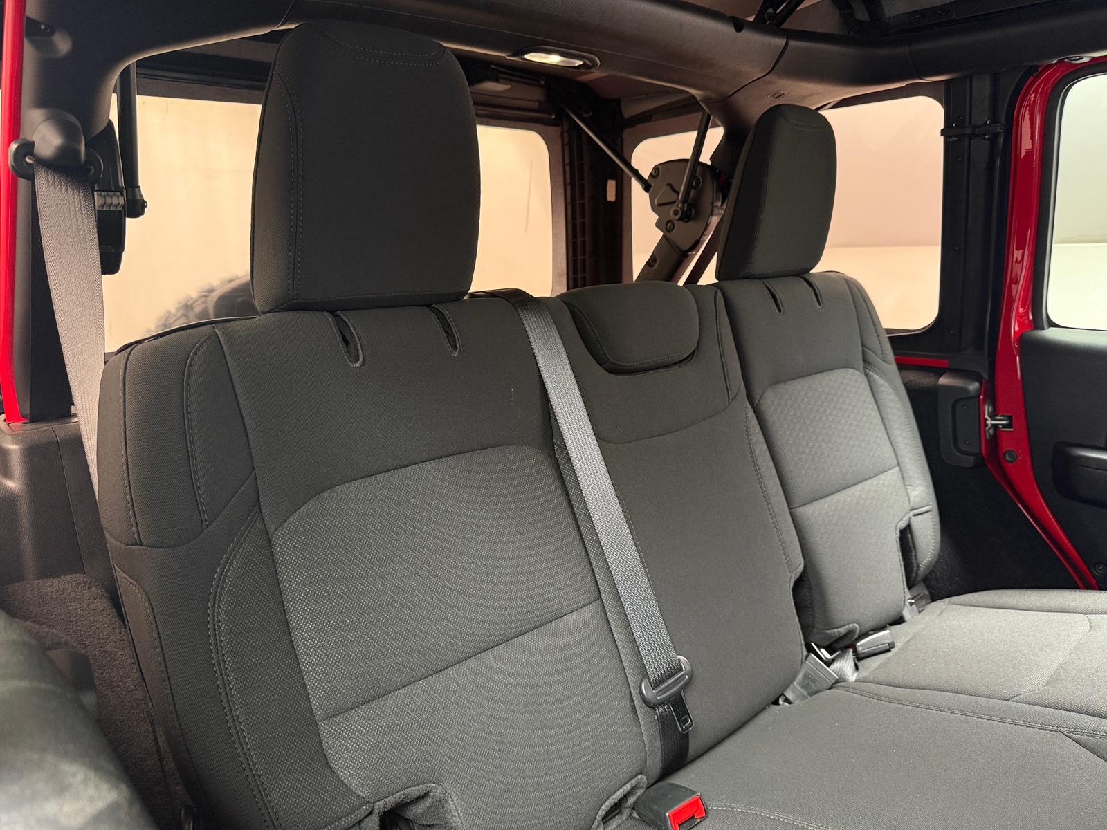 Thumbnail: 2021 Jeep Wrangler - 6