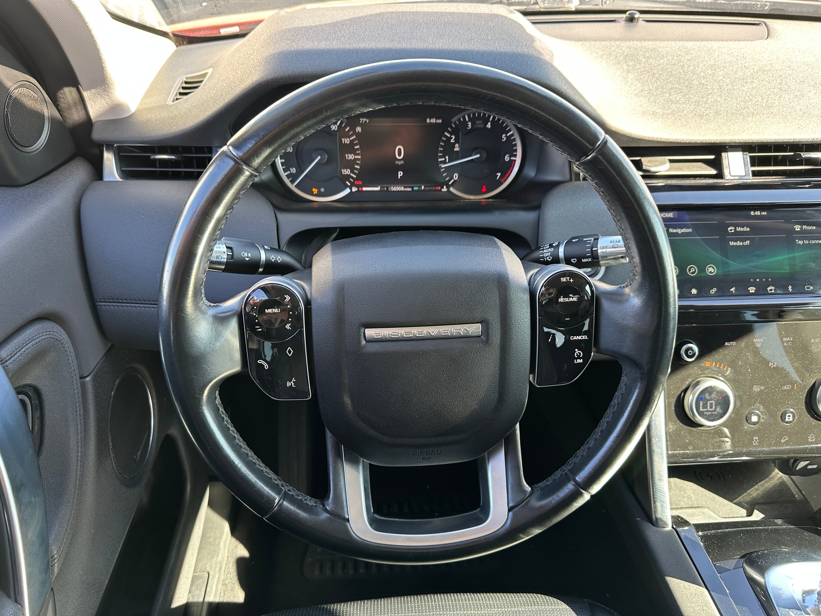 Thumbnail: 2020 Land Rover Discovery Sport - 4