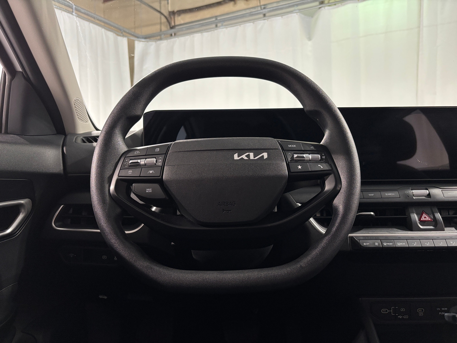 Thumbnail: 2025 Kia K4 - 5
