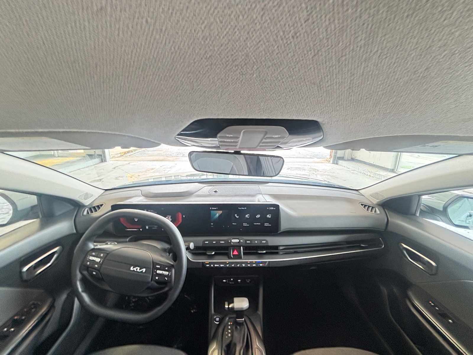 Thumbnail: 2025 Kia K4 - 3