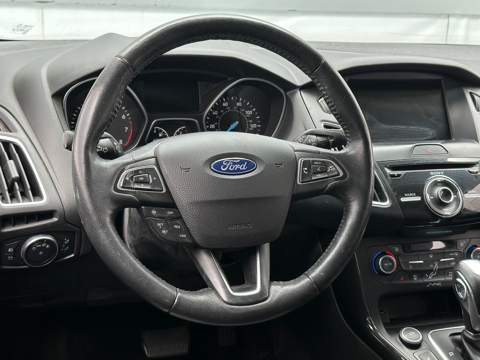 Thumbnail: 2017 Ford Focus - 4
