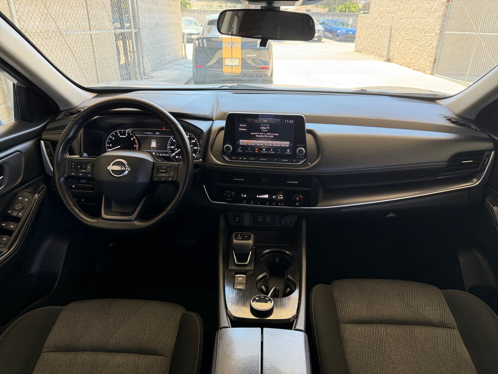Thumbnail: 2025 Nissan Rogue - 3