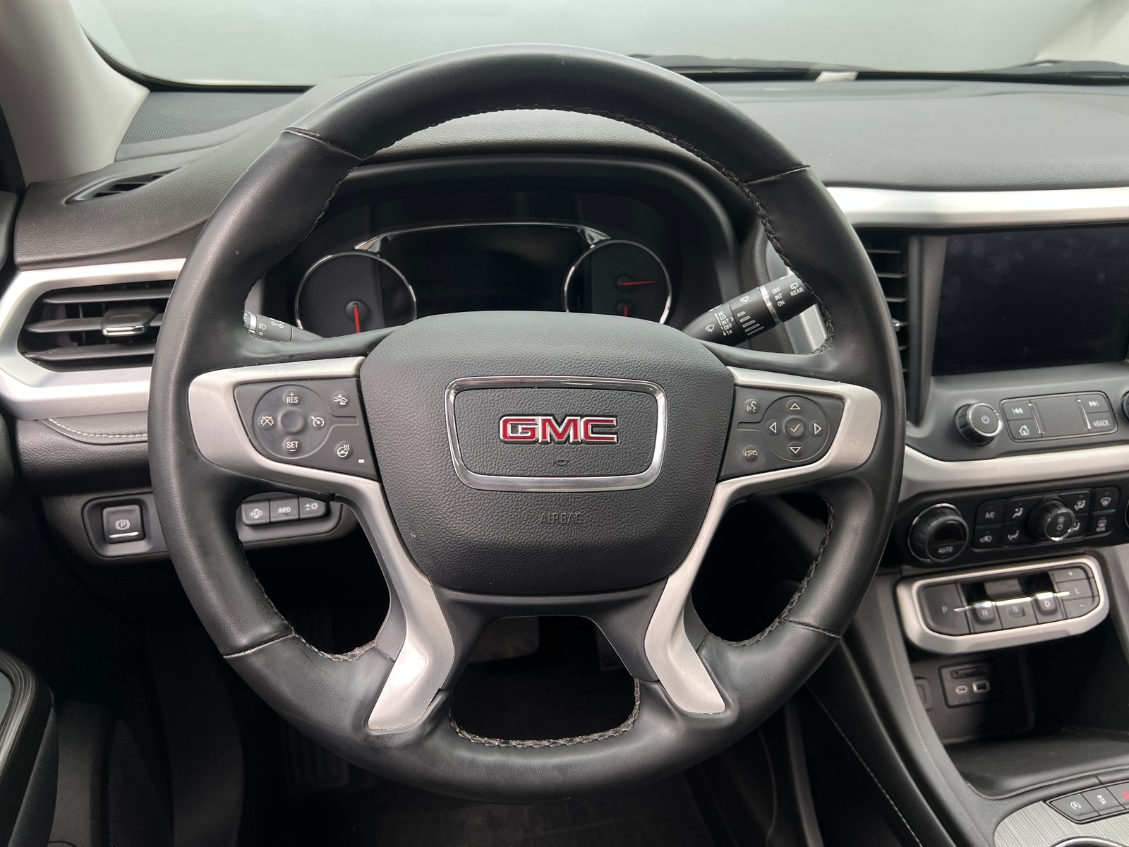Thumbnail: 2023 GMC Acadia - 4