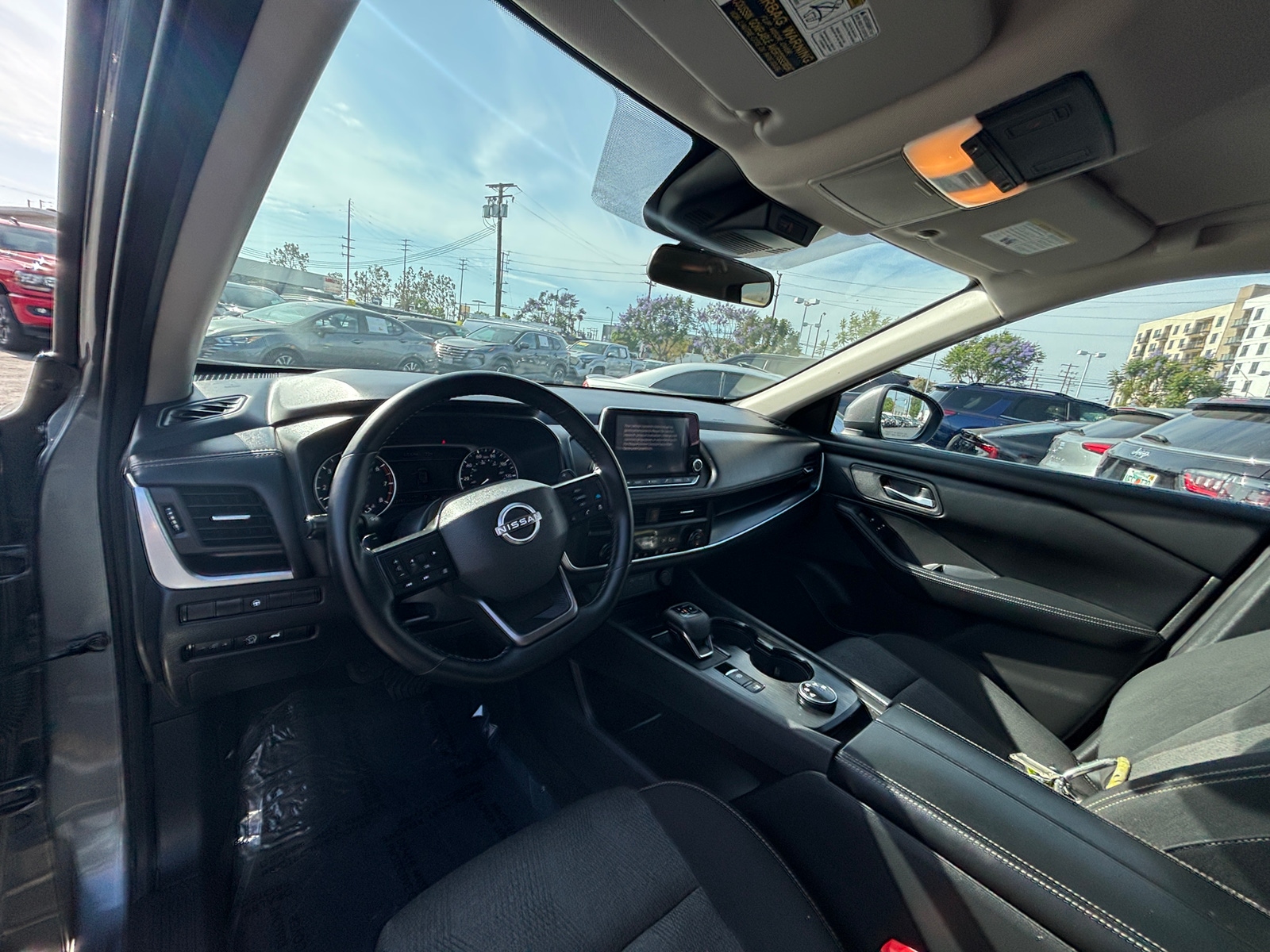Thumbnail: 2025 Nissan Rogue - 3