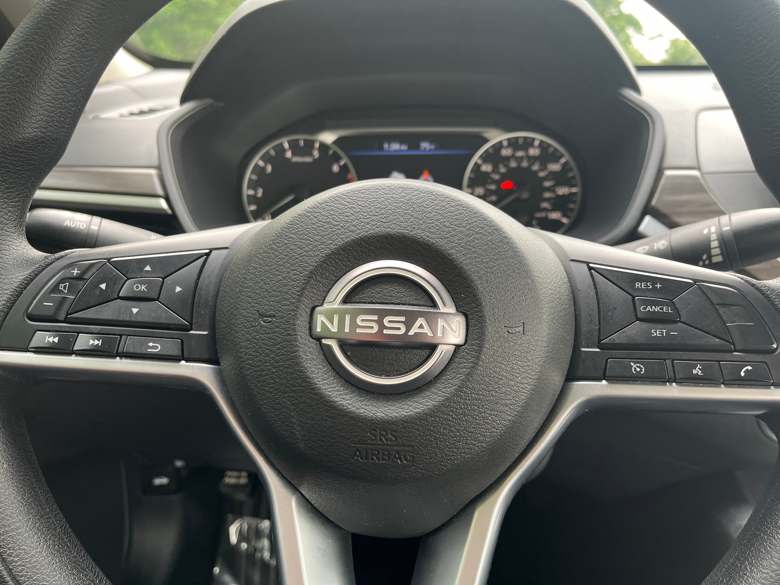 Thumbnail: 2025 Nissan Altima - 5