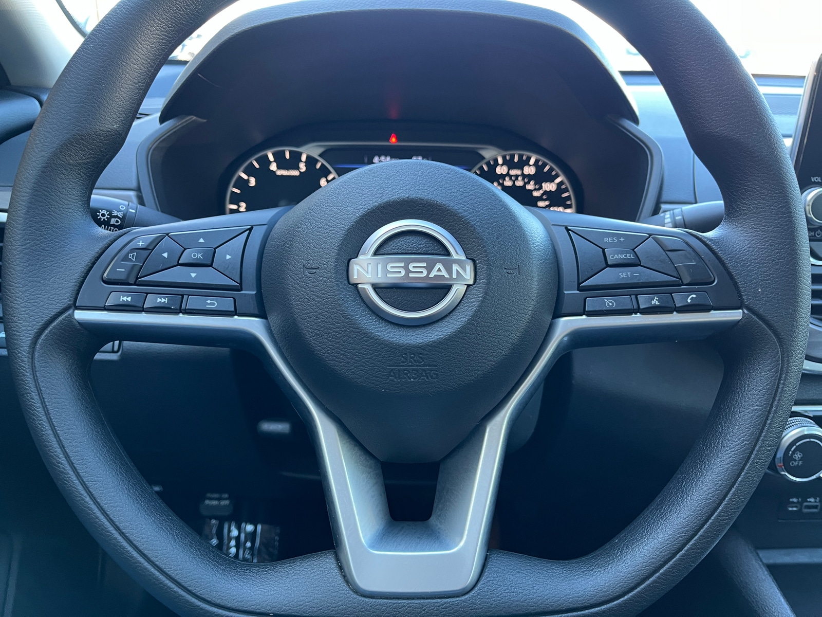 Thumbnail: 2025 Nissan Altima - 4