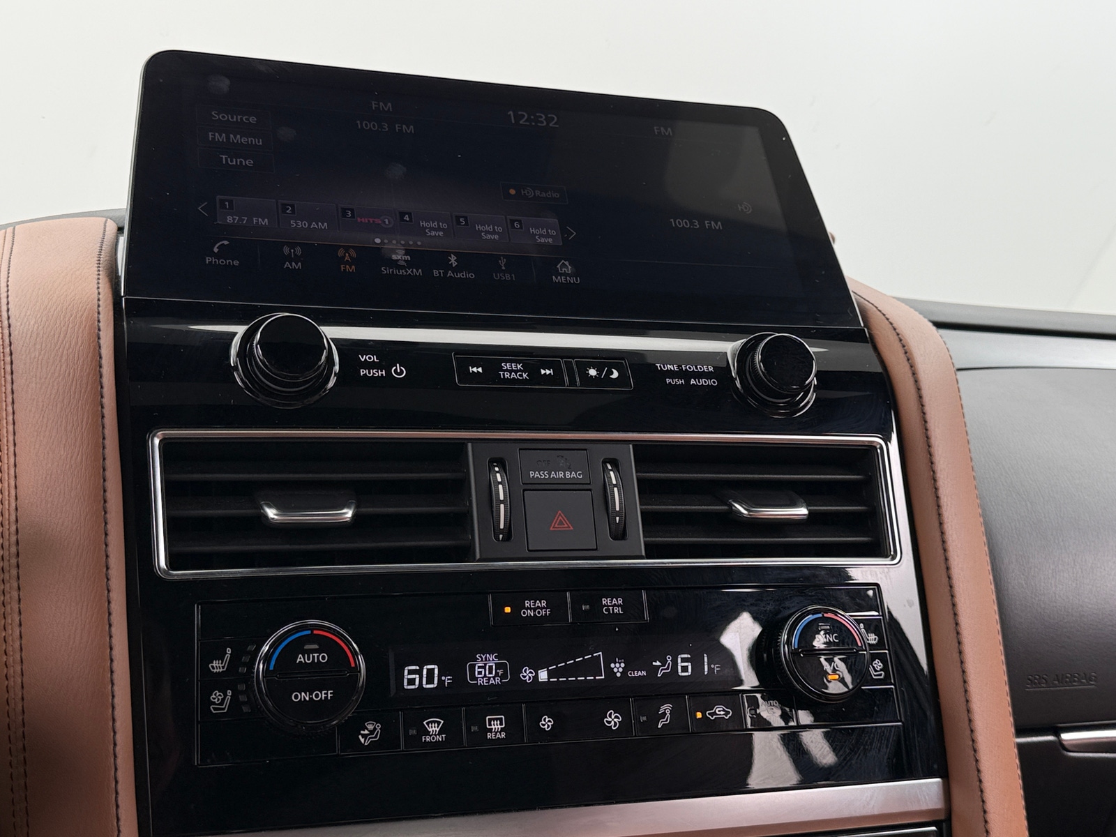 Thumbnail: 2023 INFINITI QX80 - 3