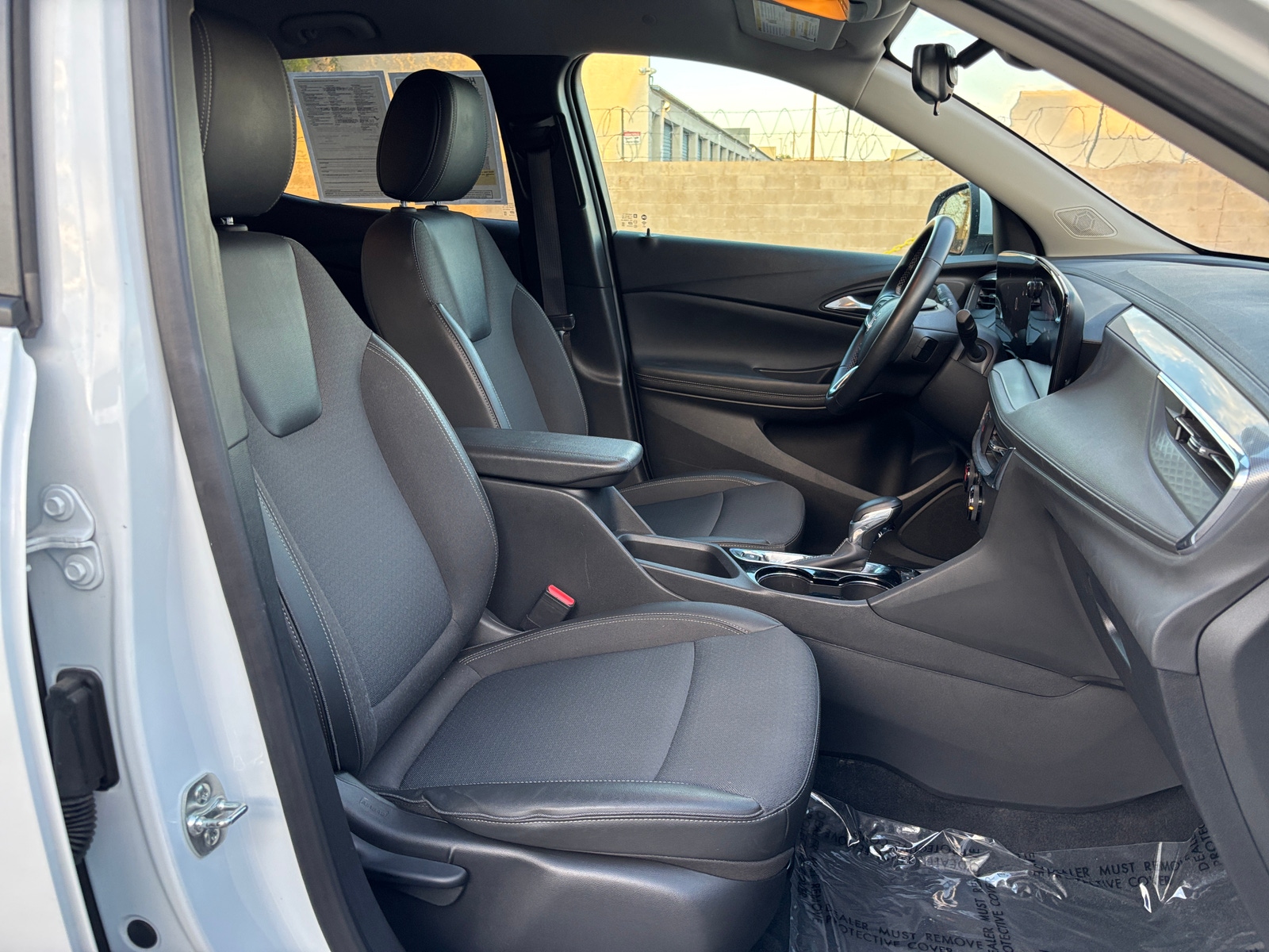 Thumbnail: 2025 Buick Encore GX - 2