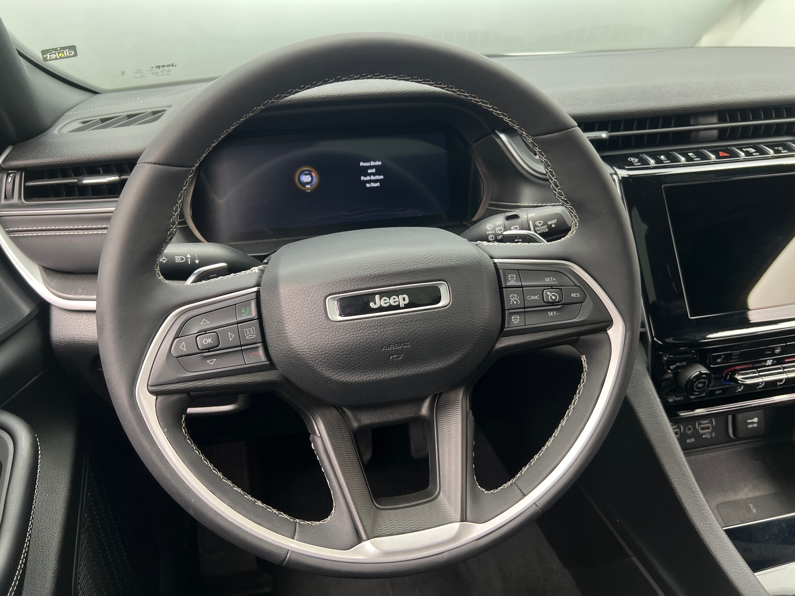 Thumbnail: 2023 Jeep Grand Cherokee L - 5