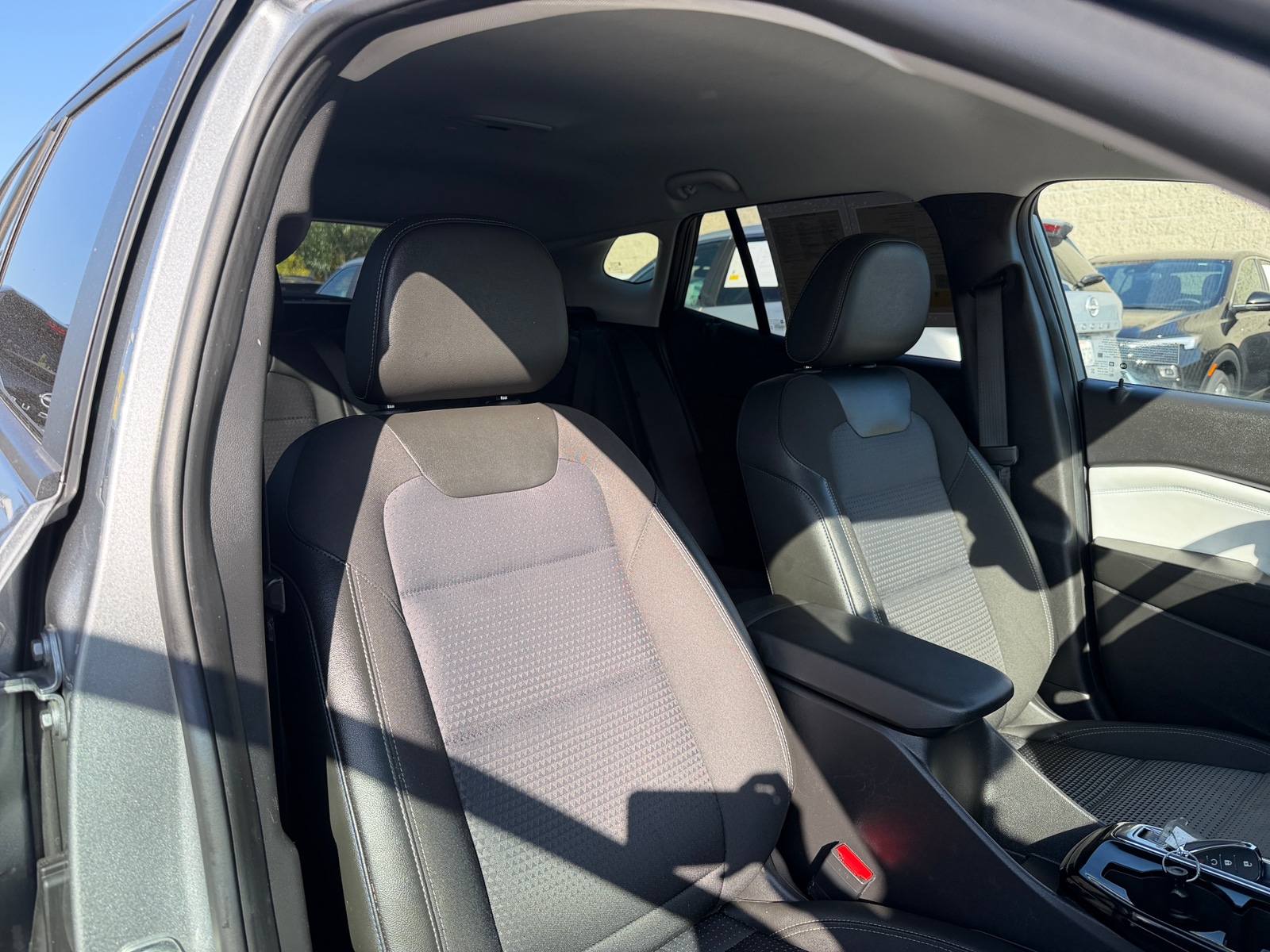Thumbnail: 2025 Chevrolet Trax - 2