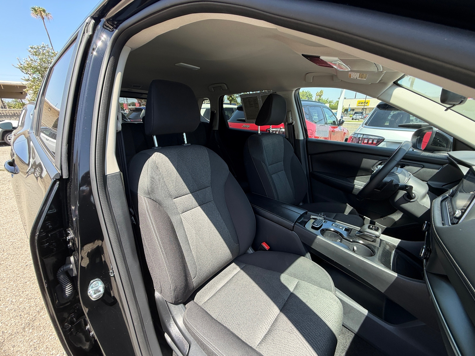Thumbnail: 2025 Nissan Rogue - 2