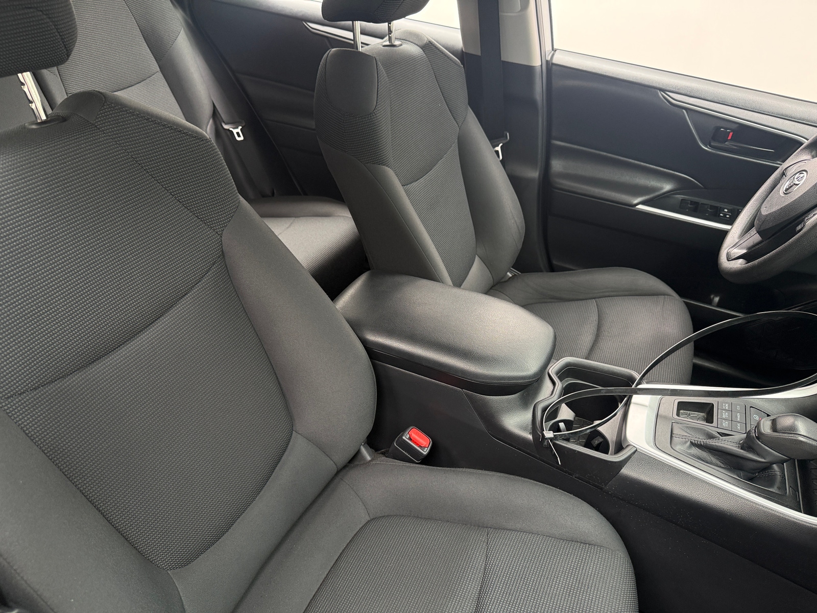 Thumbnail: 2019 Toyota RAV4 - 2