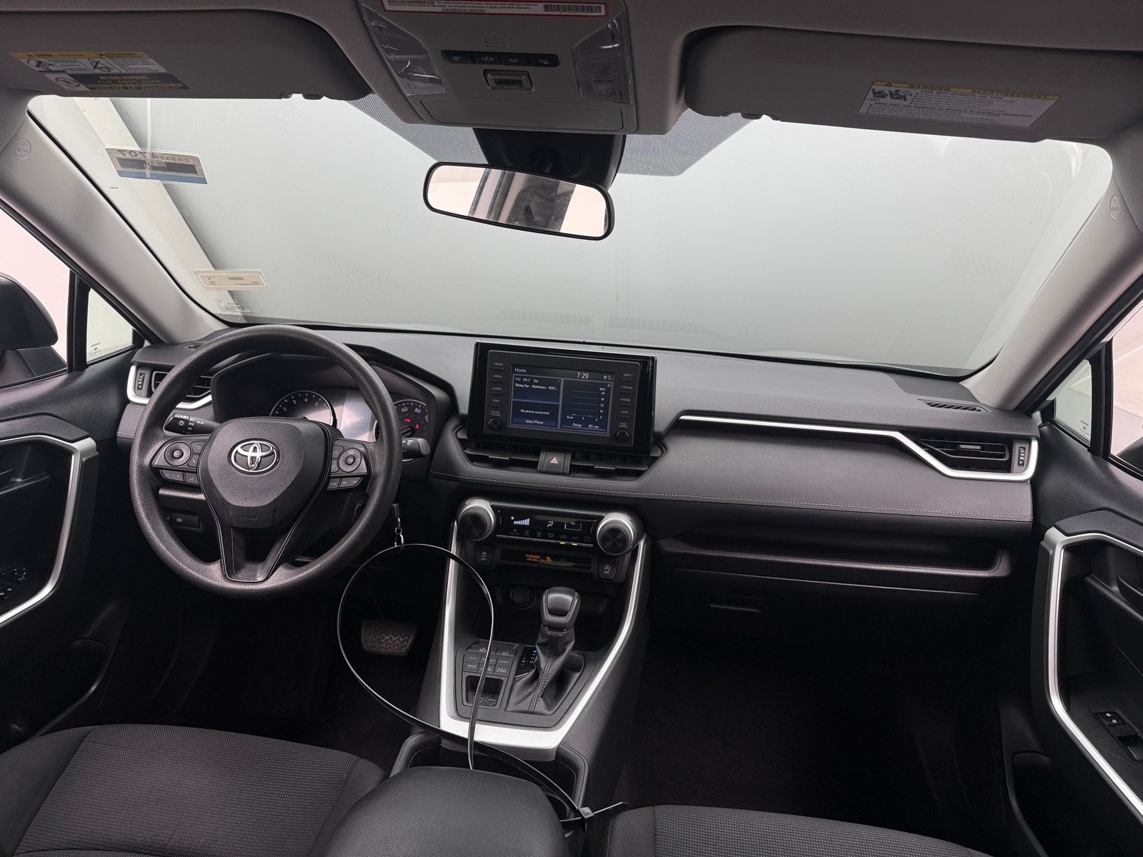 Thumbnail: 2019 Toyota RAV4 - 3