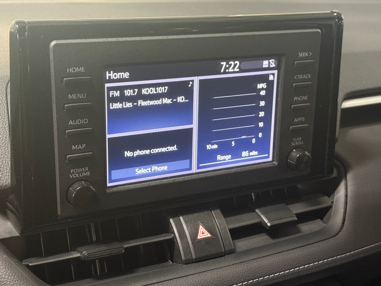 Thumbnail: 2019 Toyota RAV4 - 4