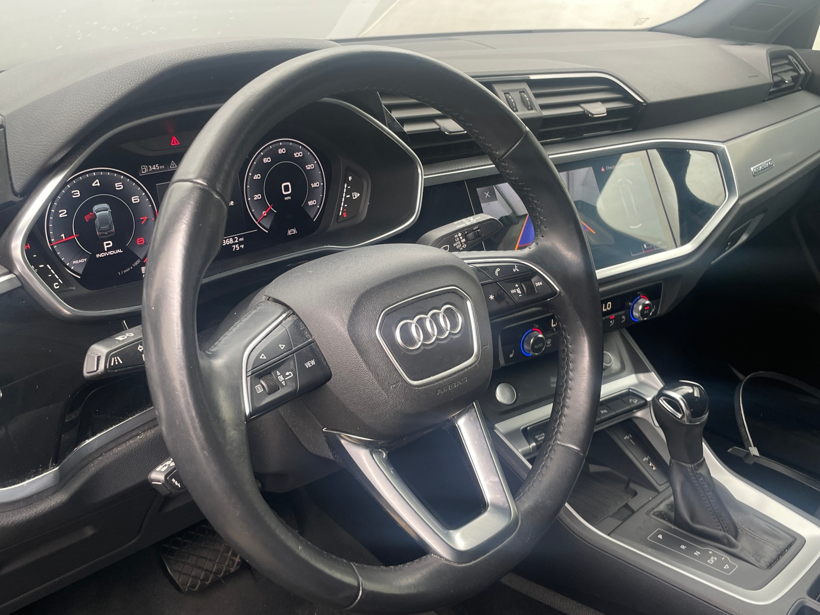 Thumbnail: 2019 Audi Q3 - 4