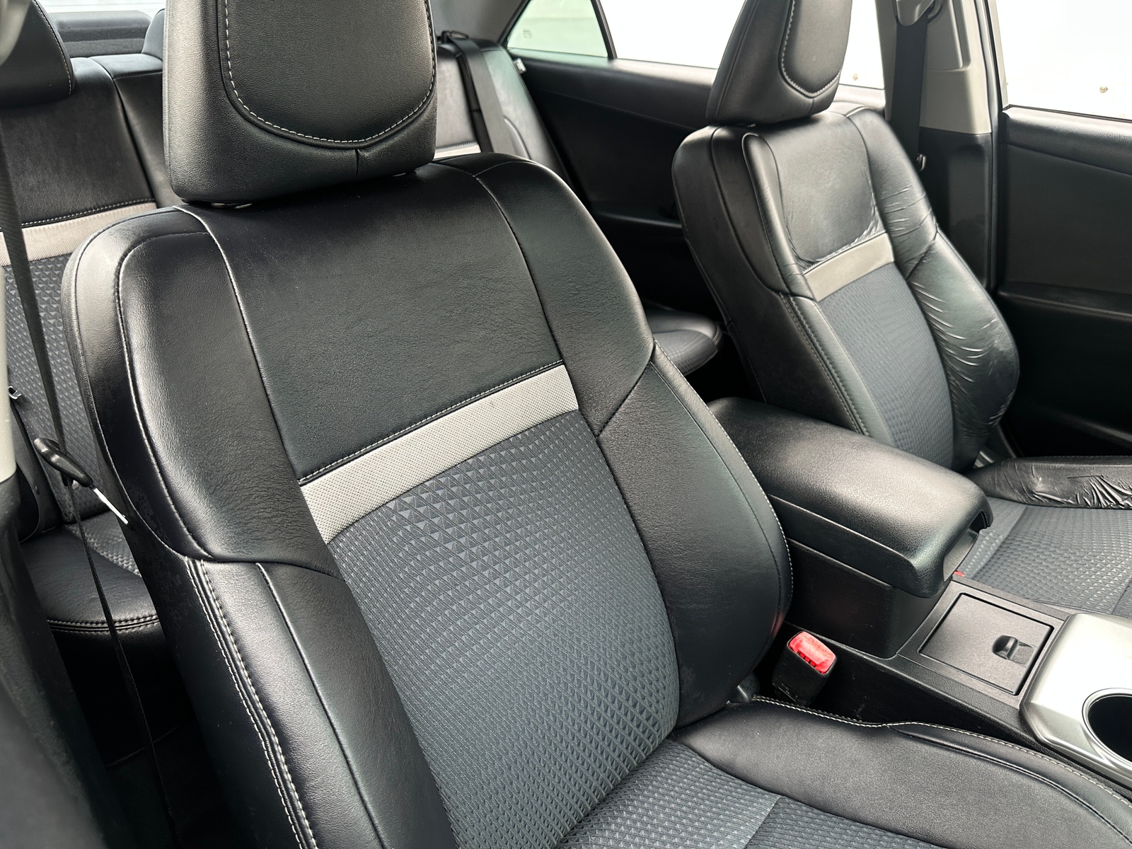 Thumbnail: 2014 Toyota Camry - 2