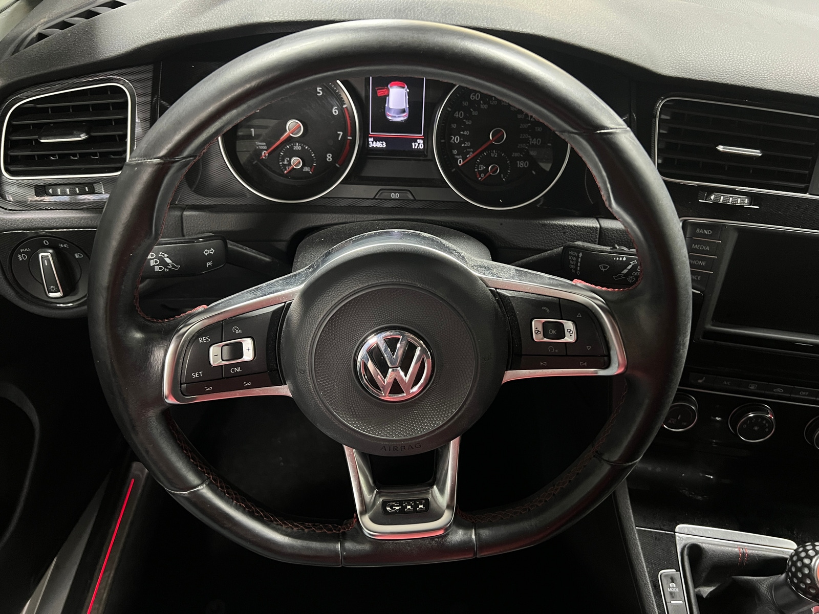 Thumbnail: 2017 Volkswagen Golf - 5