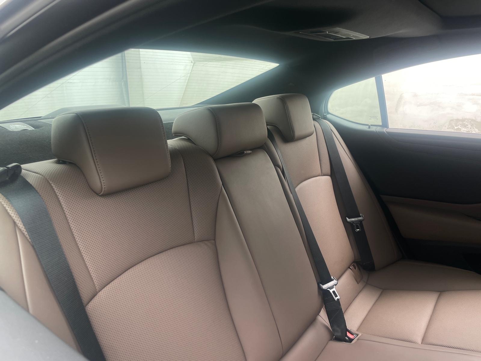 Thumbnail: 2022 Lexus ES - 5