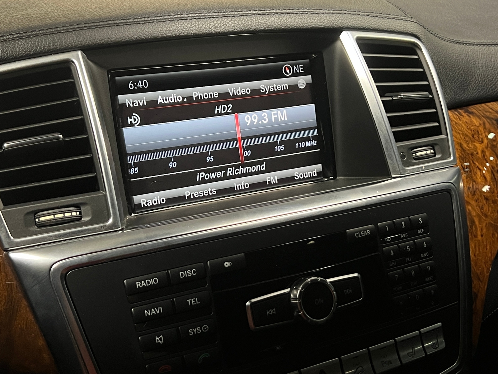 Thumbnail: 2013 Mercedes-Benz M-Class - 3