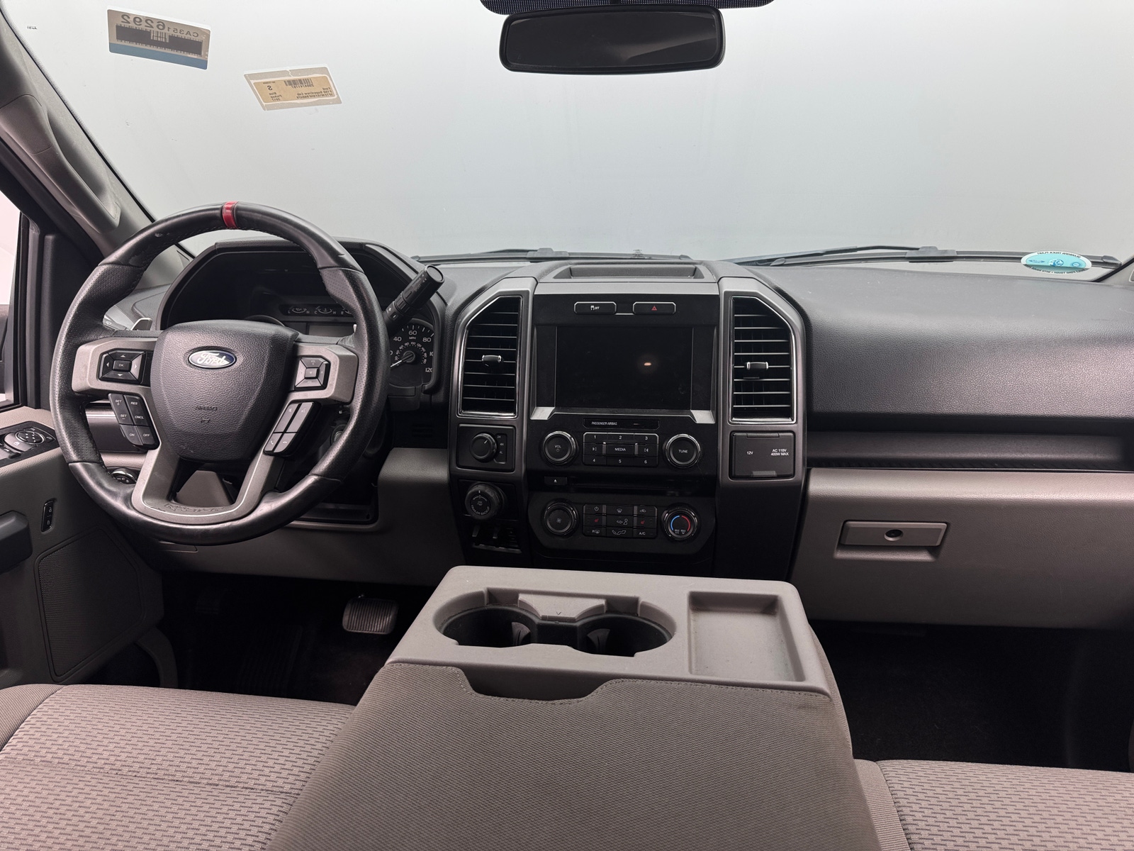 Thumbnail: 2017 Ford Econoline - 3