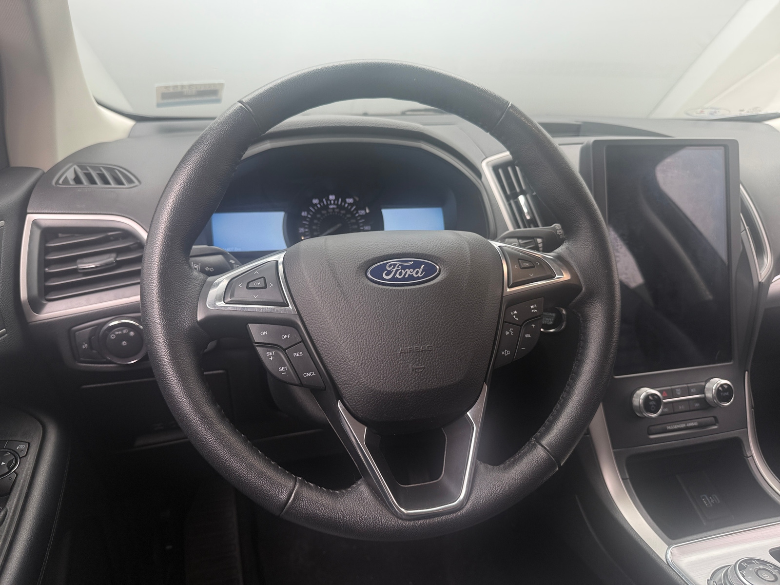 Thumbnail: 2022 Ford Edge - 4