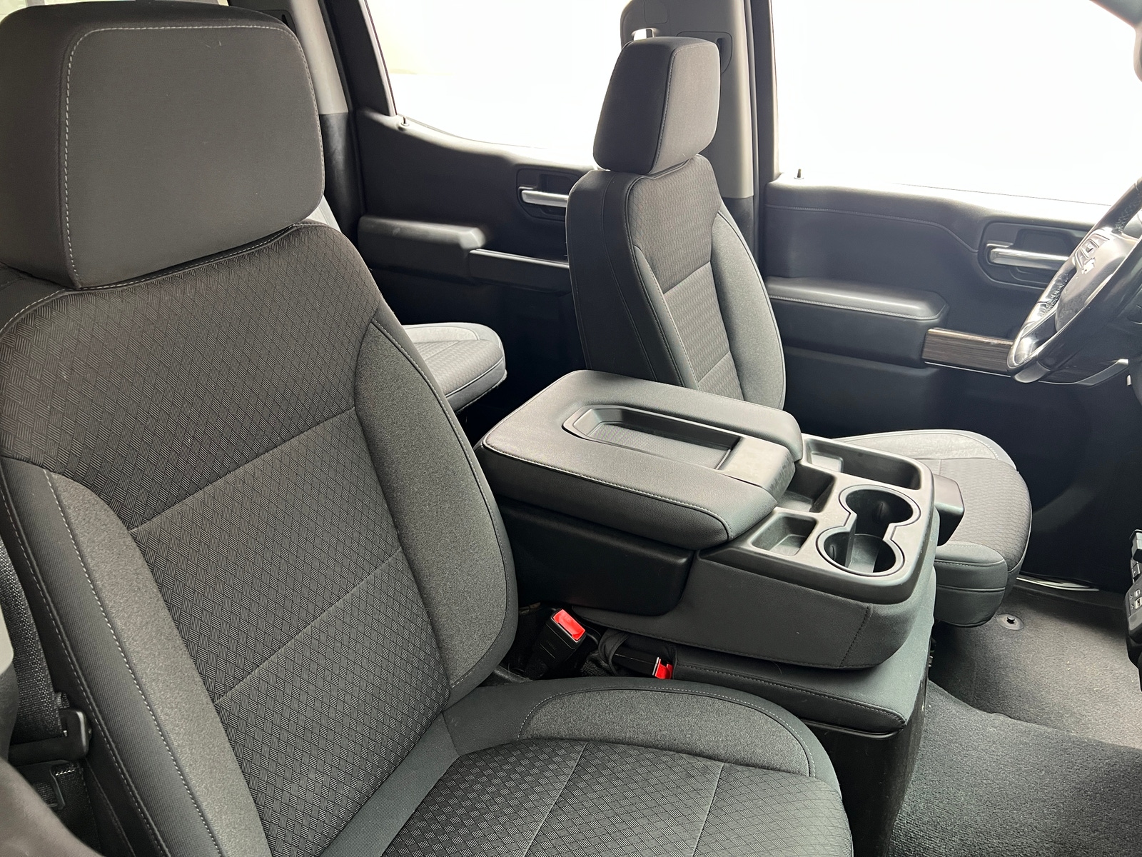 Thumbnail: 2020 Chevrolet Silverado 1500 - 2