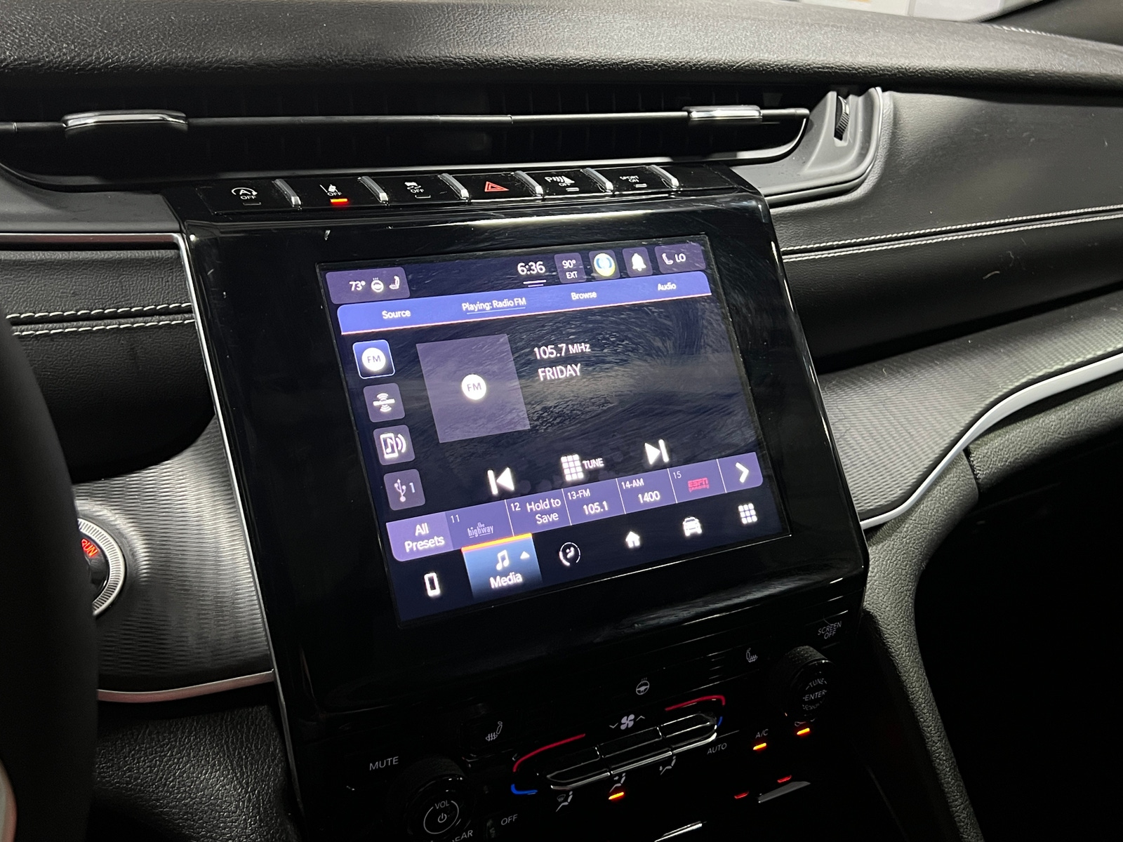 Thumbnail: 2024 Jeep Grand Cherokee - 3
