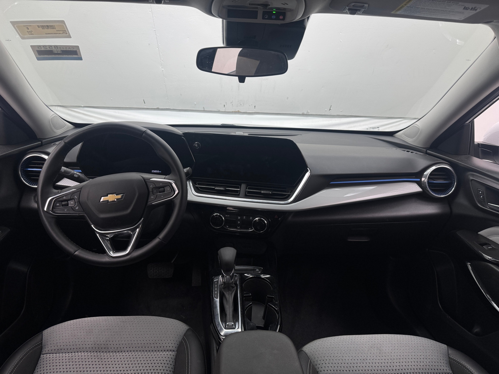 Thumbnail: 2025 Chevrolet Trax - 3
