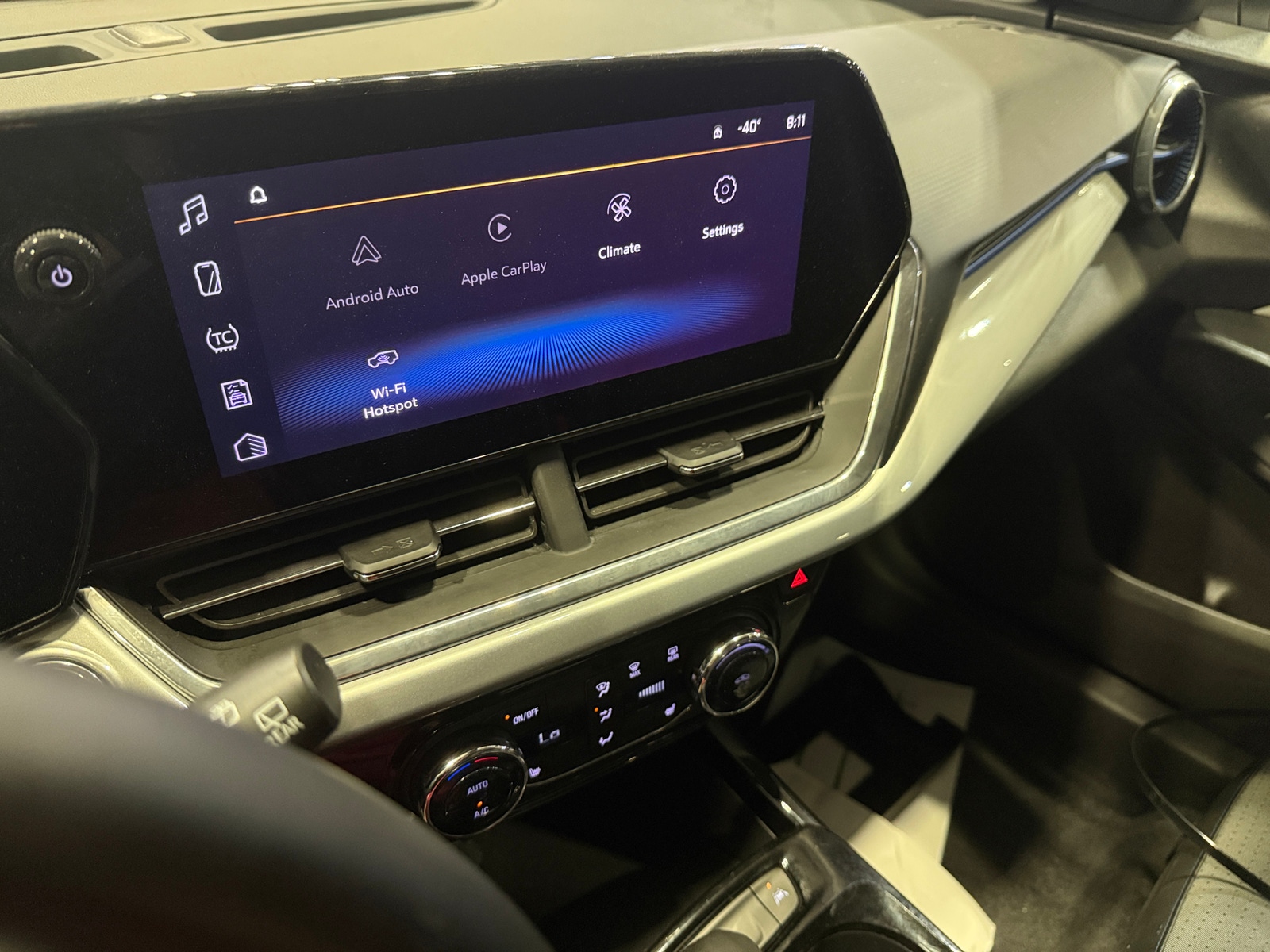 Thumbnail: 2025 Chevrolet Trax - 4