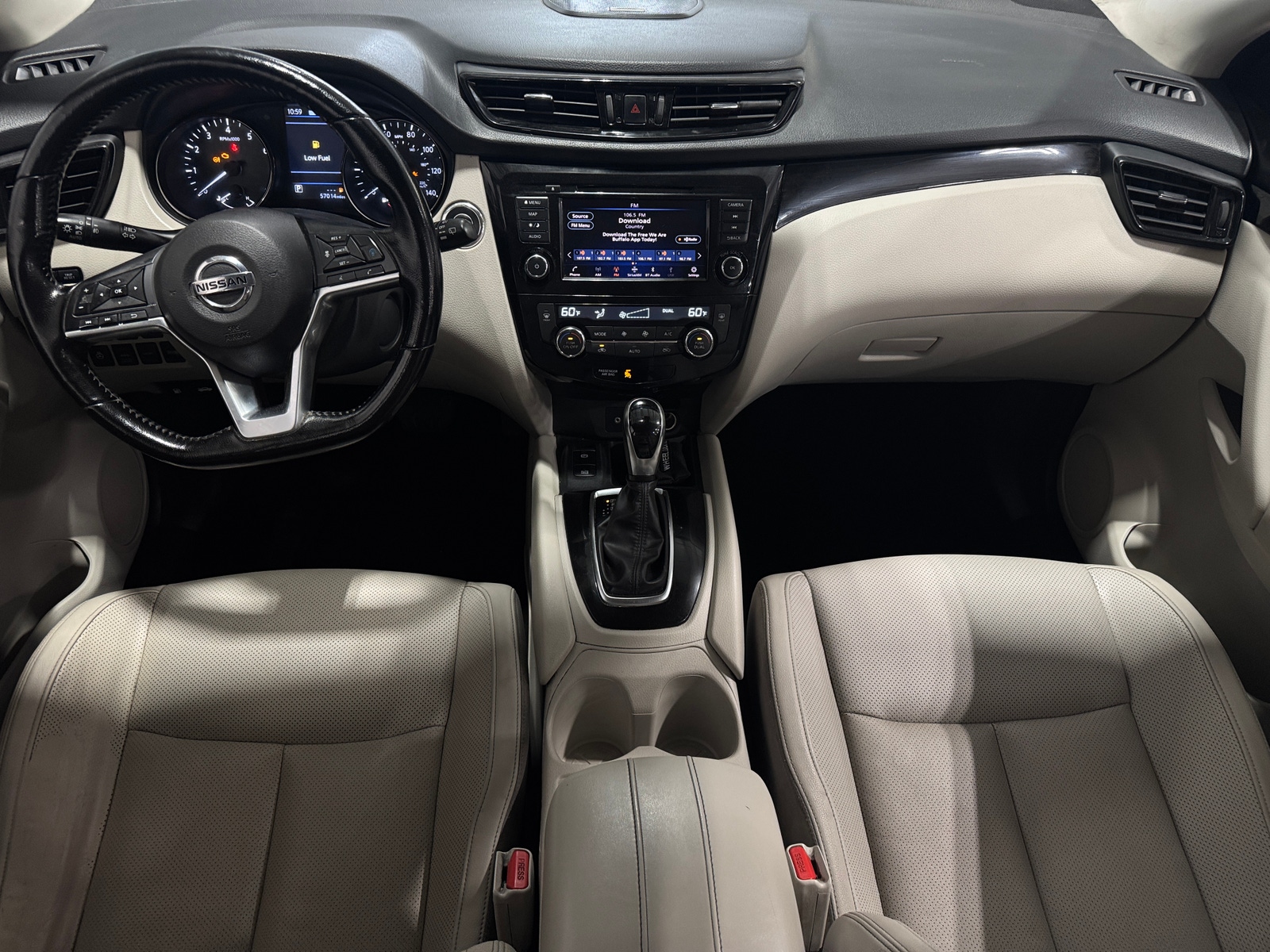 Thumbnail: 2022 Nissan Rogue Sport - 2