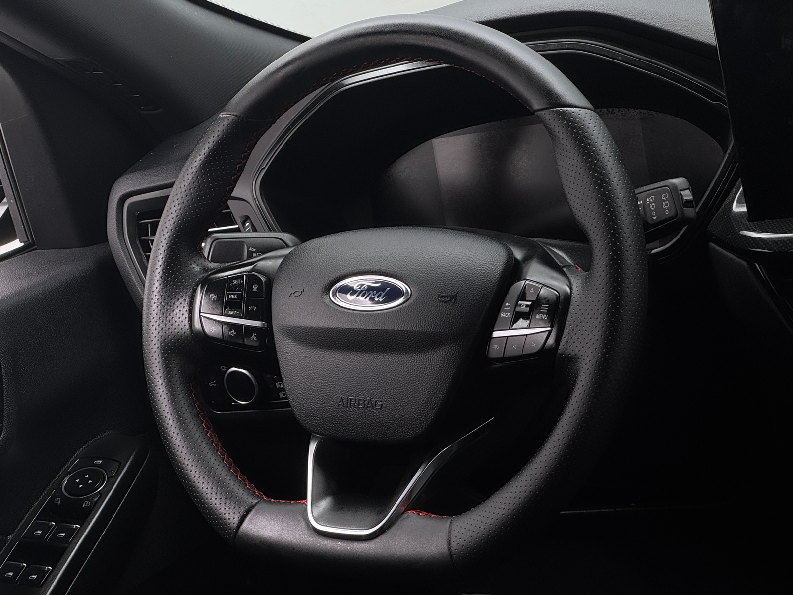 Thumbnail: 2024 Ford Escape - 5
