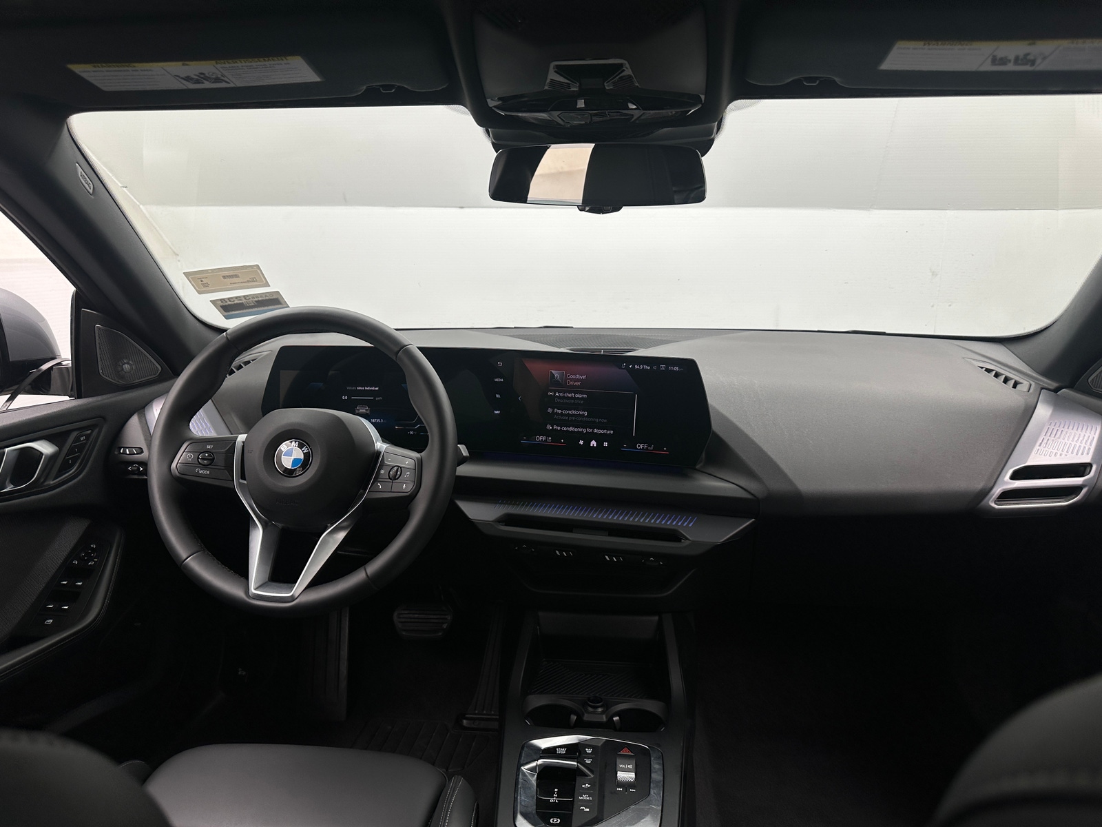 Thumbnail: 2025 BMW 2 Series - 3