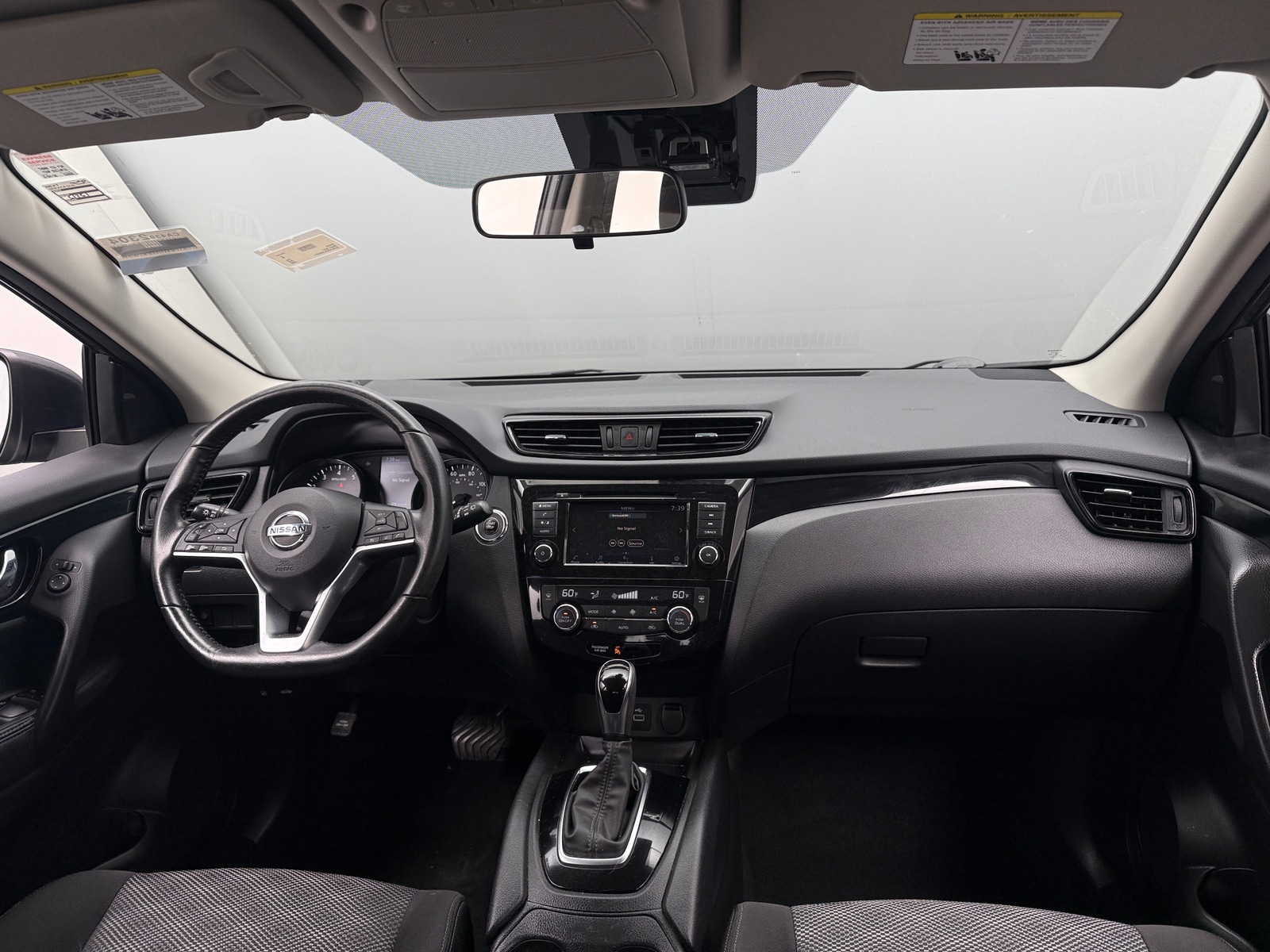 Thumbnail: 2020 Nissan Rogue Sport - 3