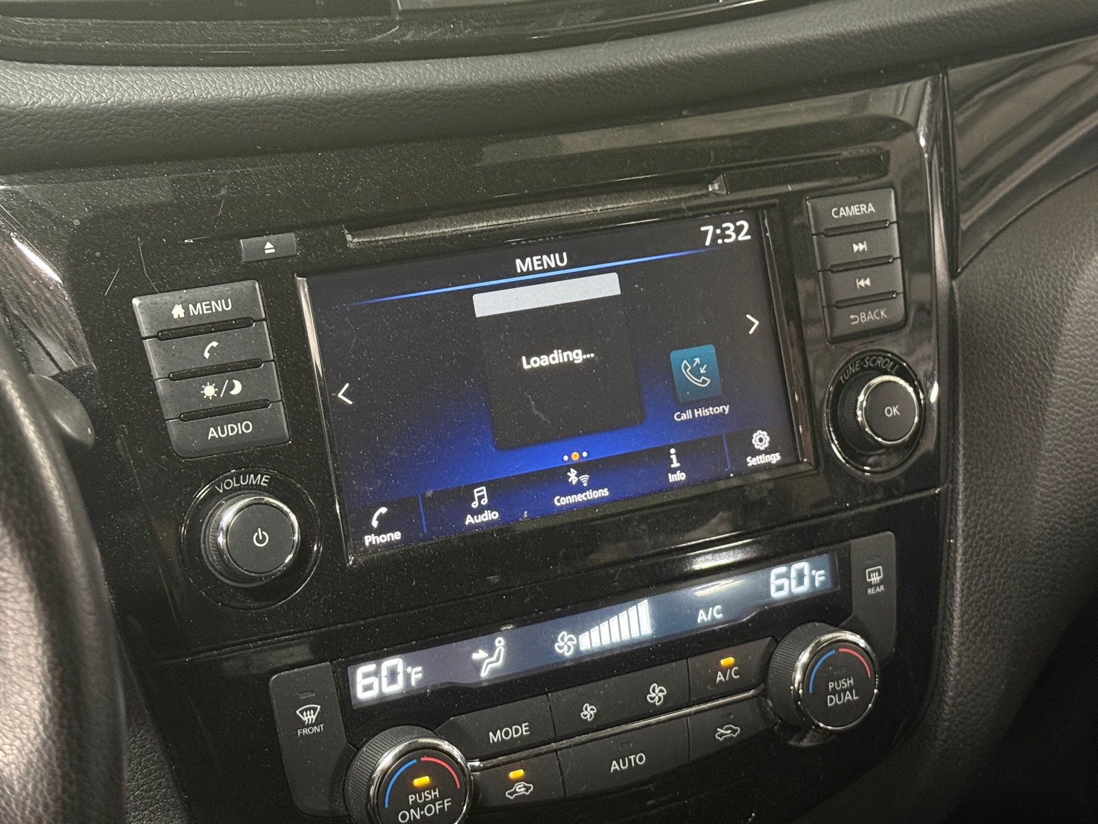 Thumbnail: 2020 Nissan Rogue Sport - 4