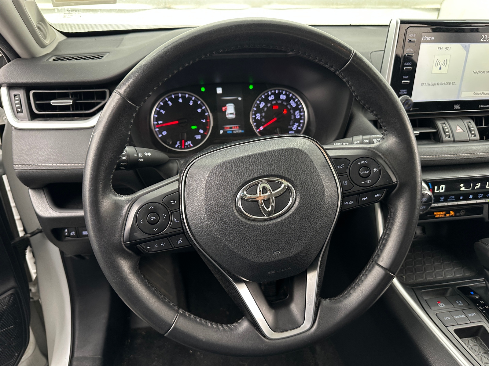 Thumbnail: 2019 Toyota RAV4 - 4