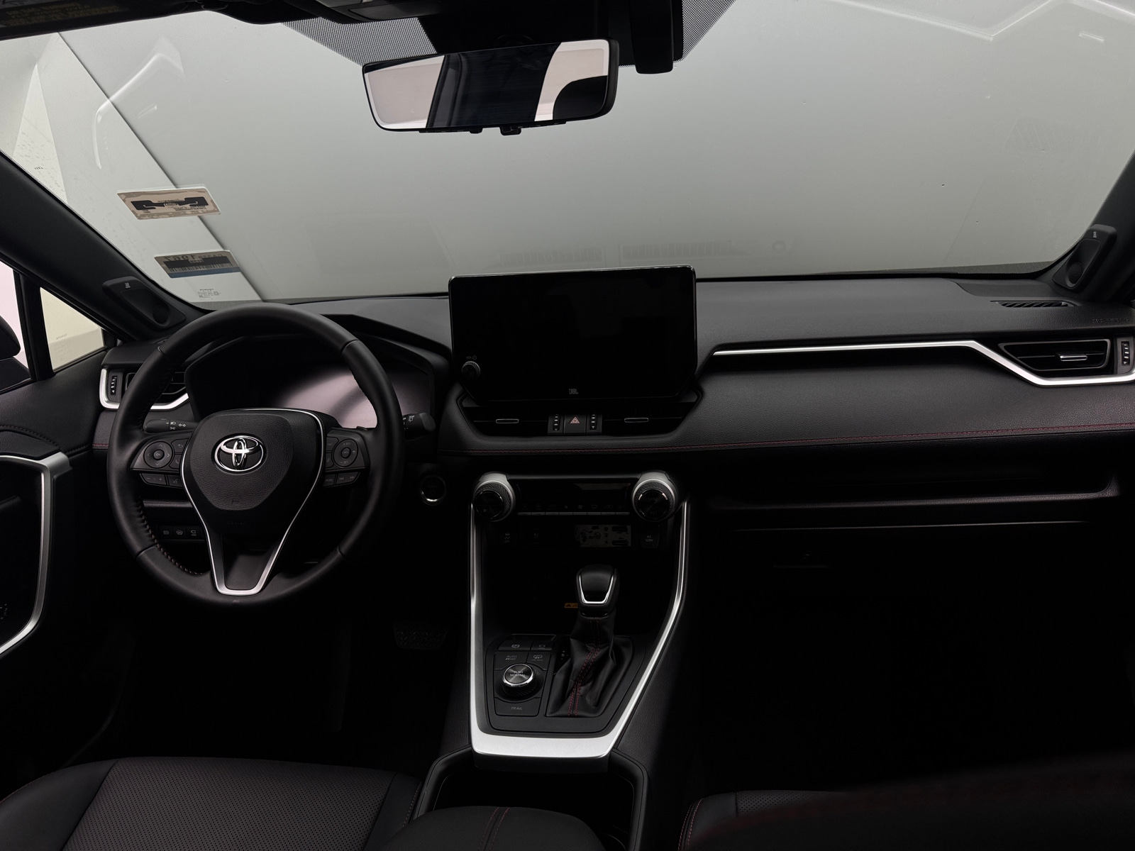 Thumbnail: 2025 Toyota RAV4 - 2
