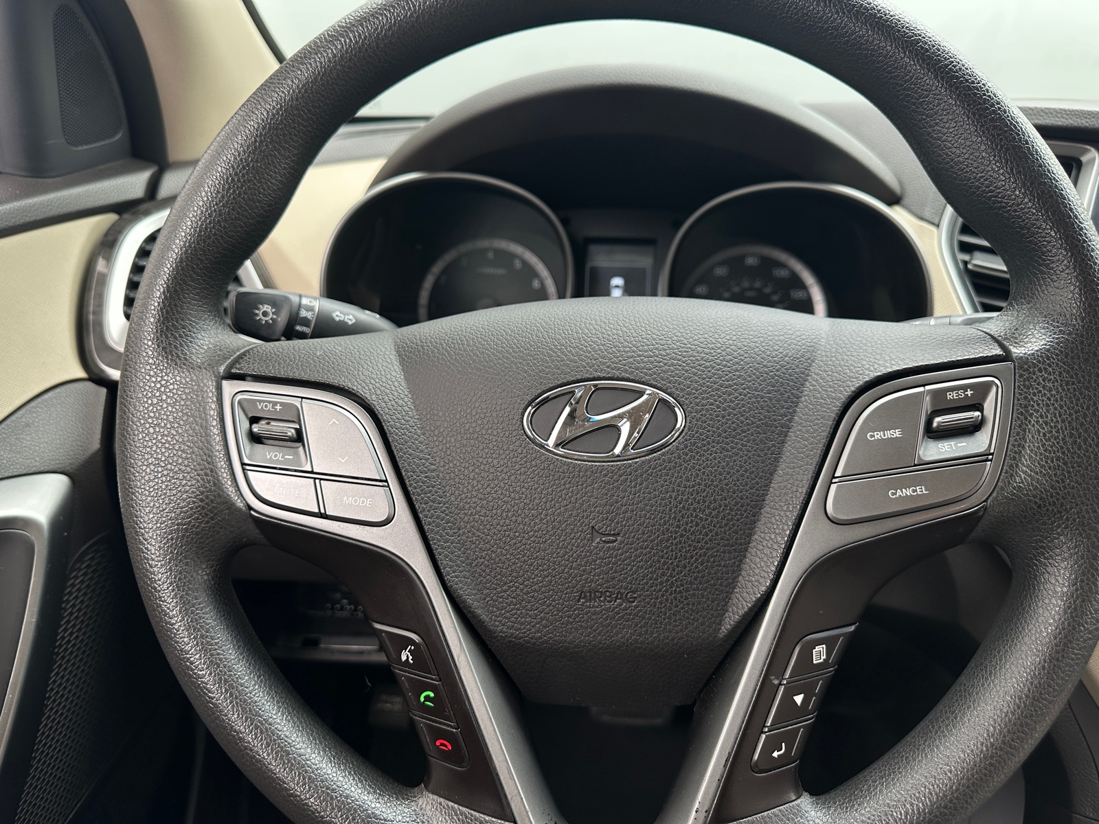 Thumbnail: 2018 Hyundai Santa Fe - 5