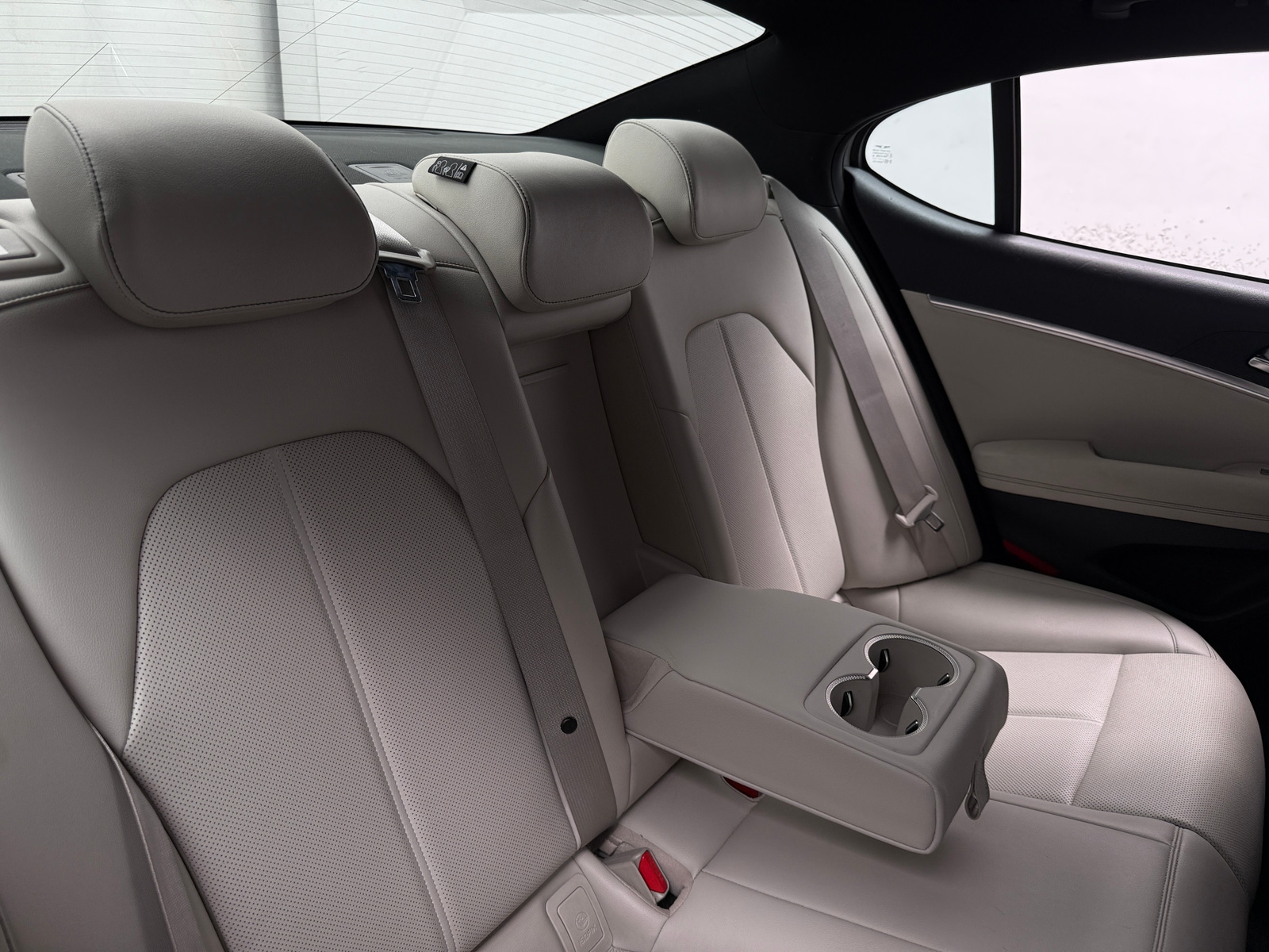 Thumbnail: 2025 Genesis G70 - 5