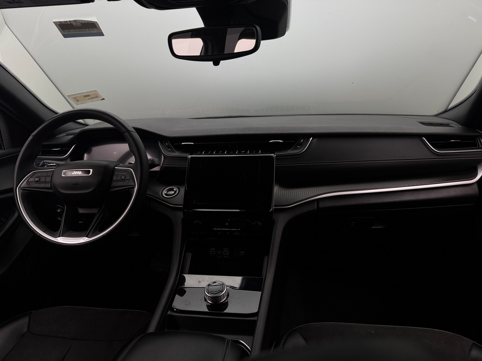Thumbnail: 2024 Jeep Grand Cherokee - 3